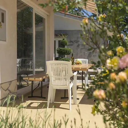App El.sa Apartamento *